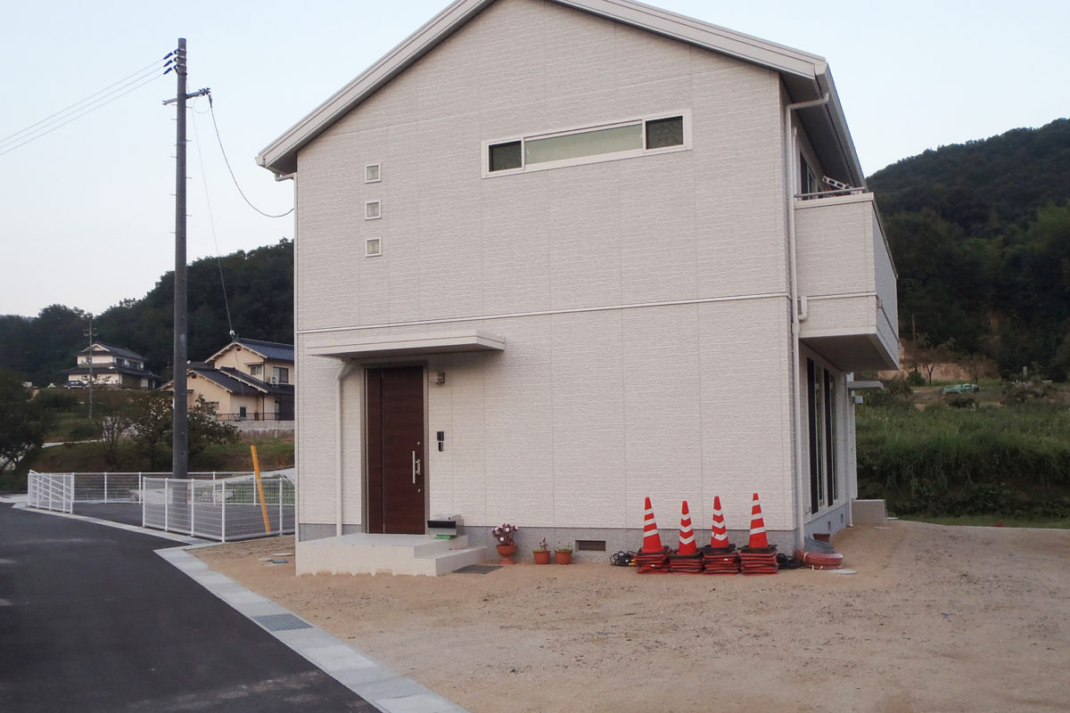 ♯110　シンプルモダン外構　Ｋ様邸（小田郡）-1